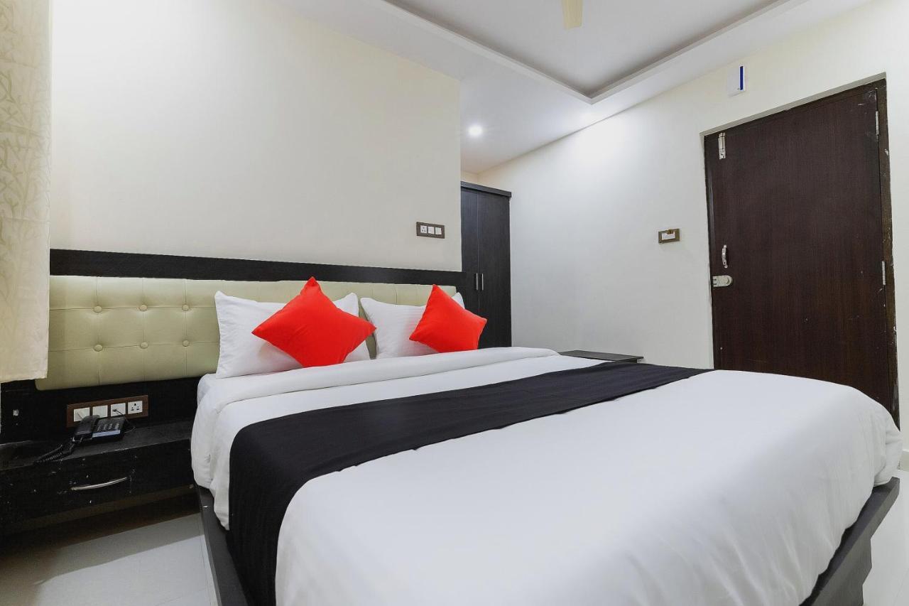 Capital O Regal Suites Bangalore Luaran gambar